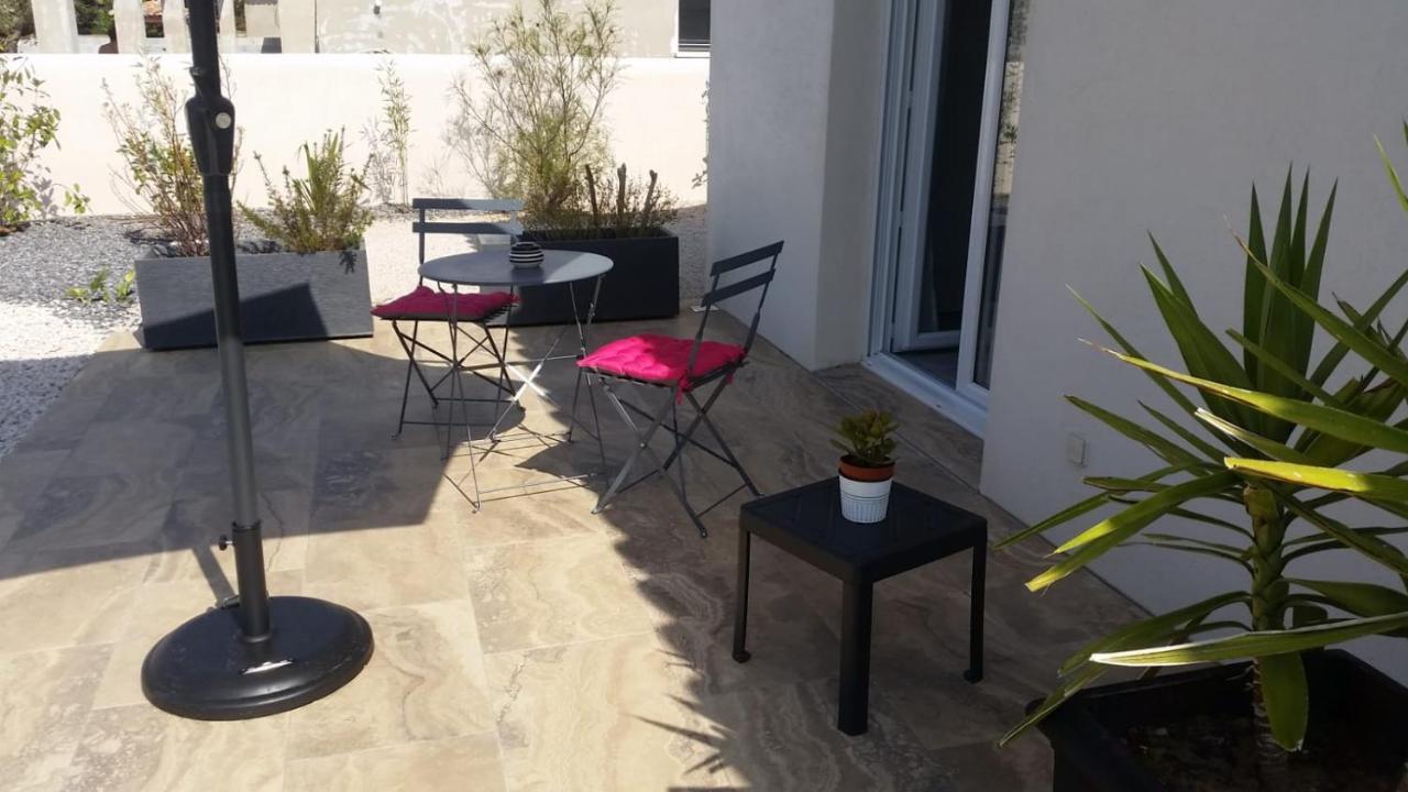 Jardin Zen Bed & Breakfast La Londe-les-Maures Exterior photo